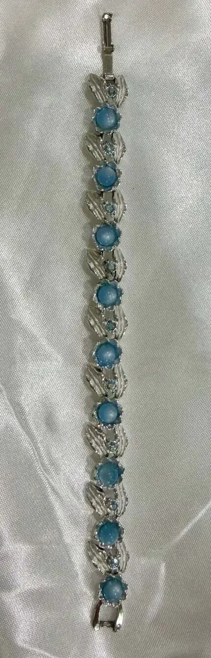 Vintage Judy Lee Blue Moon Glow Thermoset Flowers Leaf Link Bracelet